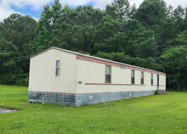 Property at 1008 Aaron Ln, Jacksonville, NC, 28540, 3 beds, 2 baths, [object Object]