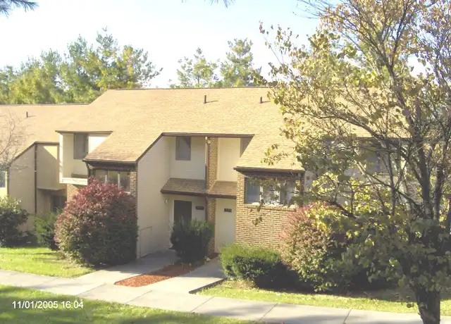 Property at 335 Shenandoah Cir, Blacksburg, VA, 24060, 3 beds, 2.5 baths, [object Object]