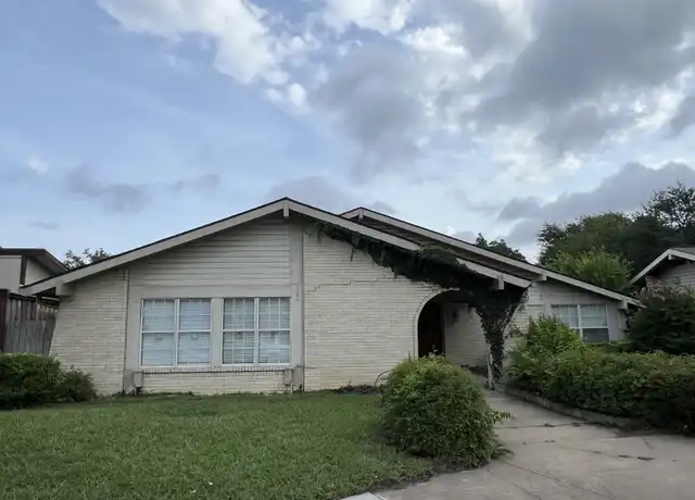 Property at 1413 Glouchester Dr, Garland, TX, 75044, 3 beds, 2 baths, [object Object]