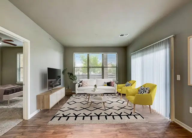 Photo of 1105 N Gateway Blvd, Forney, TX 75126