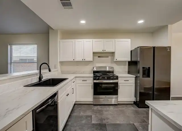 Property at 2016 Ravenscroft Dr, Austin, TX, 78748, 3 beds, 2.5 baths, [object Object]