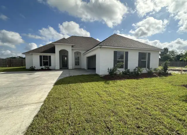 Property at 38490 Queen St, Prairieville, LA, 70769, 4 beds, 3 baths, [object Object]