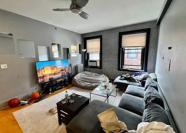Property at 1173 Commonwealth Ave #6, Allston, MA, 02134, 4 beds, 1 bath, [object Object]