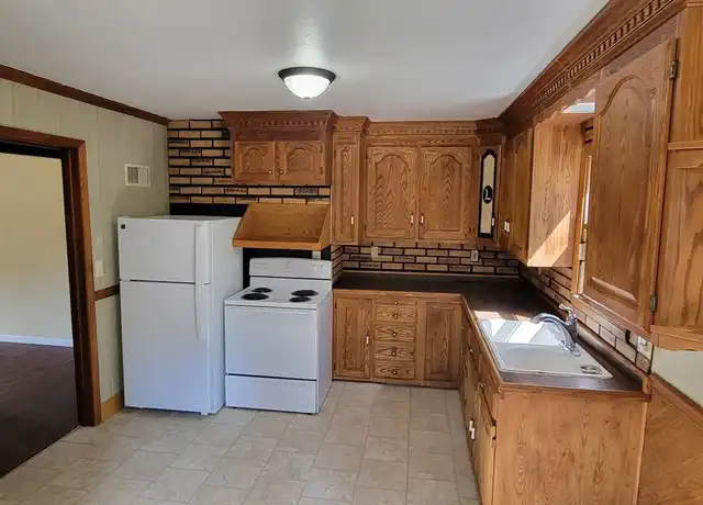 Property at 115 Highview Pkwy, Rhinelander, WI, 54501, 3 beds, 1 bath, [object Object]