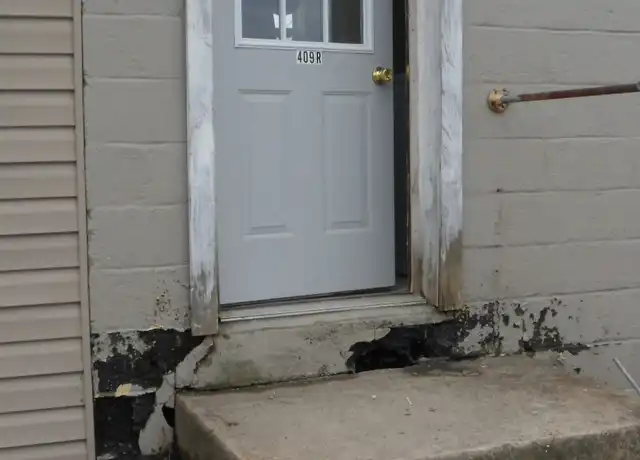 Property at 409 Indiana Ave, Avonmore, PA, 15618, 1 bed, 1 bath, [object Object]