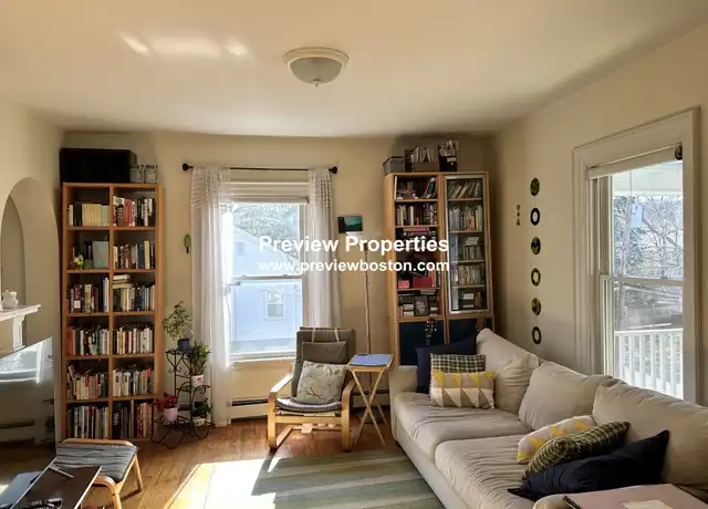 Property at 84 Walker St Unit 2P, Newton, MA, 02460, 4 beds, 1 bath, [object Object]