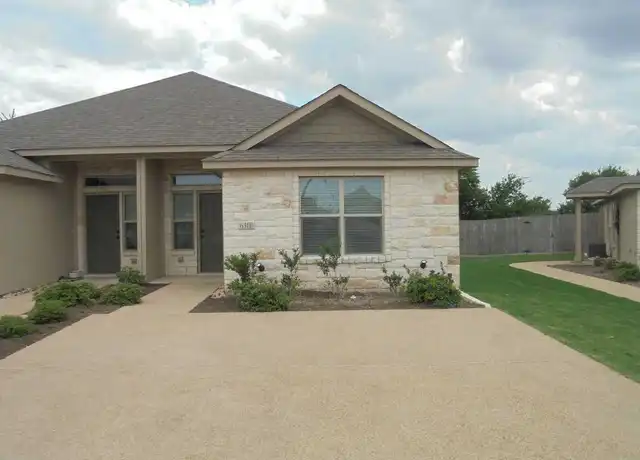 Property at 828 Ferrara Cir Unit A, Temple, TX, 76502, 3 beds, 2 baths, [object Object]
