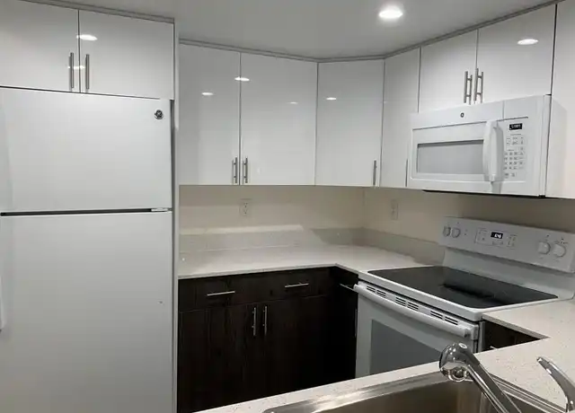 Property at 8605 W Sample Rd Unit 605-A, Coral Springs, FL, 33065, 1 bed, 1 bath, [object Object]
