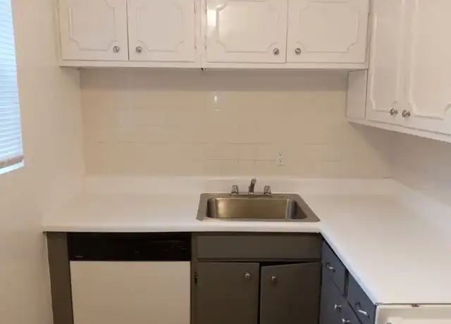 Property at 1404 Church St Unit C, Decatur, GA, 30030, 2 beds, 1.5 baths, [object Object]