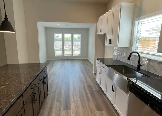 Property at 13203 S 72 Pl, Bixby, OK, 74008, 4 beds, 2.5 baths, [object Object]