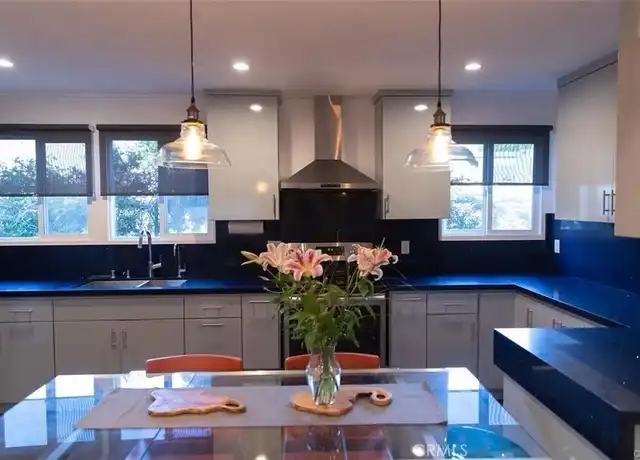 Property at 1834 9th St #2, Santa Monica, CA, 90404, 1 bed, 1 bath, [object Object]