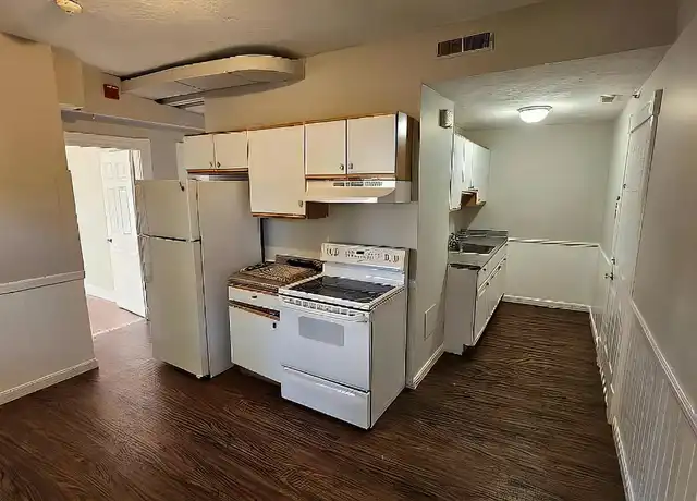 Property at 98 Grove St, Lowell, MA, 01851, 3 beds, 1 bath, [object Object]