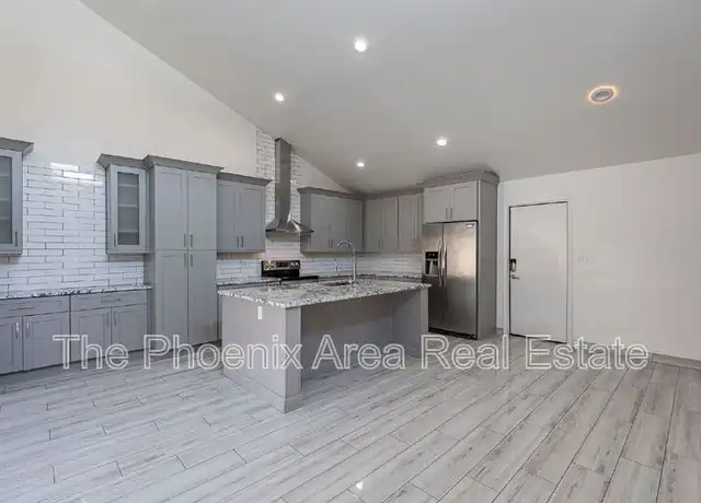 Property at 9128 E Gelding Dr, Scottsdale, AZ, 85260, 3 beds, 2 baths, [object Object]