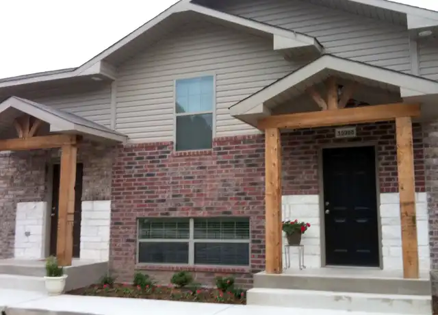 Property at 16020 Farm to Market 16, Lindale, TX, 75771, 2 beds, 1.5 baths, [object Object]
