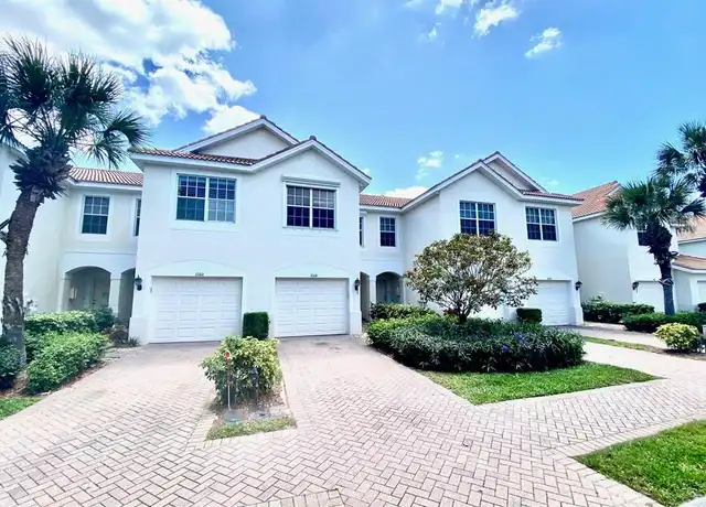 Property at 1164 Oxford Ln #29, Naples, FL, 34105, 3 beds, 2.5 baths, [object Object]