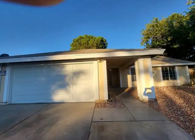 Property at 44025 Glenraven Rd, Lancaster, CA, 93535, 3 beds, 2 baths, [object Object]