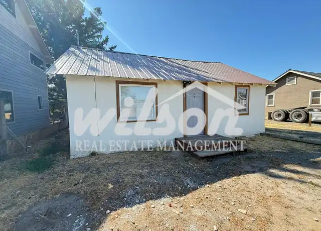 Property at 708 N 28th Ave, Yakima, WA, 98902, 3 beds, 1 bath, [object Object]