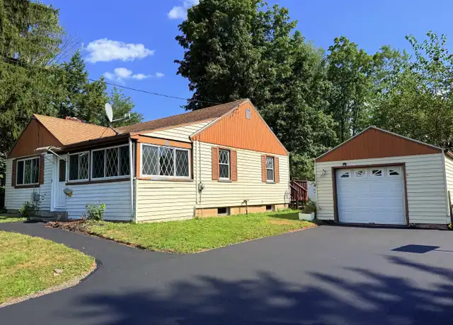 Property at 3 Elm Dr, West Hartford, CT, 06110, 2 beds, 2 baths, [object Object]