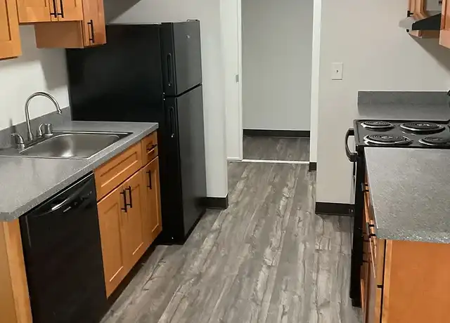 Property at Summerhill Apartments - 10415 SE 174th St, Renton, WA, 98055, 1 bed, 1 bath, [object Object]