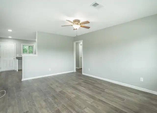 Property at 610 N Germantown Rd Unit A, Chattanooga, TN, 37411, 2 beds, 1 bath, [object Object]