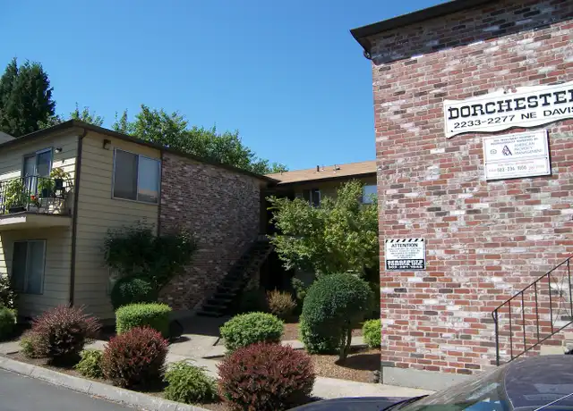 Property at 2233 NE Davis St, Portland, OR, 97232, 1 bed, 1 bath, [object Object]
