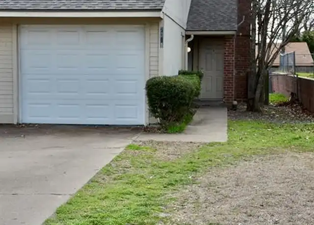 Property at 2313 Paul Revere St Unit B, Temple, TX, 76504, 1 bed, 2 baths, [object Object]