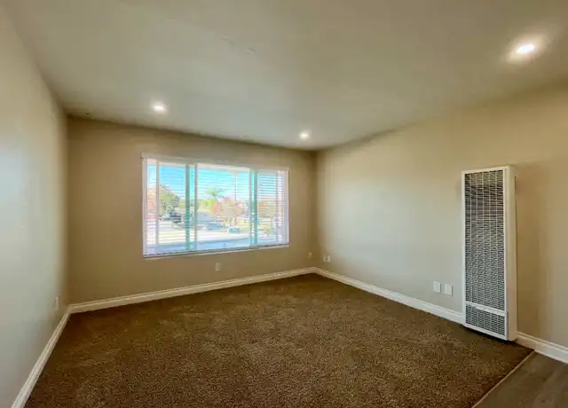 Property at 1015 E Ohio Ave Unit 106, Escondido, CA, 92025, 1 bed, 1 bath, [object Object]