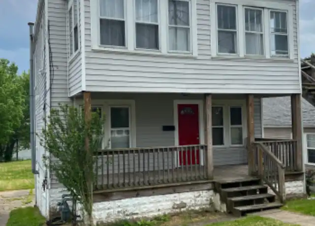 Property at 403 West Virginia Ave, Dunbar, WV, 25064, 2 beds, 1 bath, [object Object]