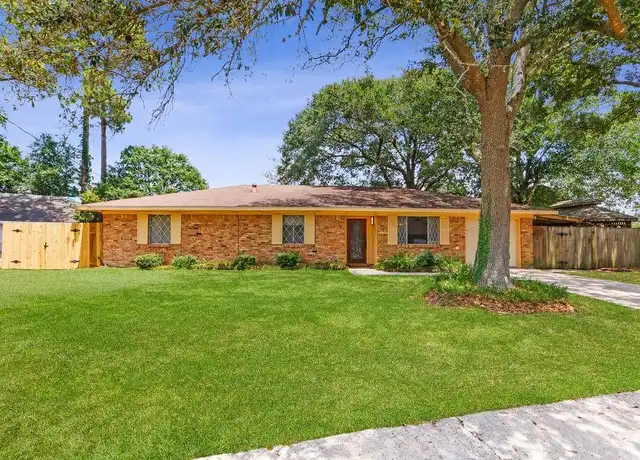 Property at 206 Brittany Ln, Slidell, LA, 70458, 3 beds, 2 baths, [object Object]
