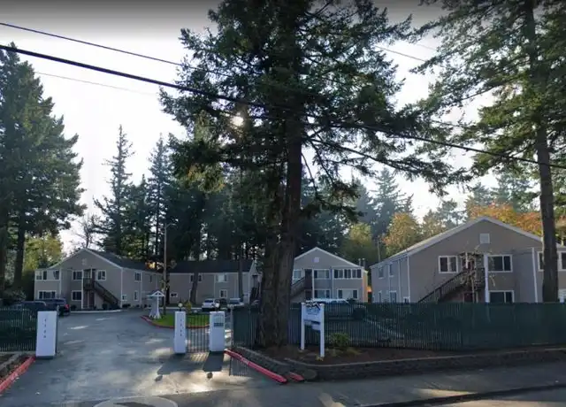Property at 17704 NE Glisan St, Portland, OR, 97230, 2 beds, 1 bath, [object Object]
