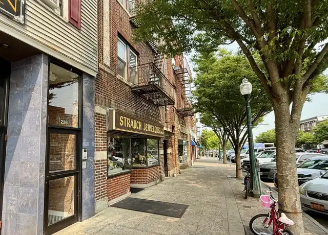 Property at 230 Mamaroneck Ave Unit 5, Mamaroneck, NY, 10543, 2 beds, 1 bath, [object Object]