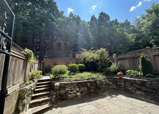 Property at 406 W 20th St, New York, NY, 10011, 3 beds, 2 baths, [object Object]