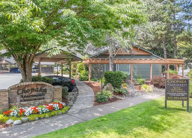 Photo of 145 Newport Way NW, Issaquah, WA 98027