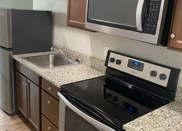 Property at 902 N Rolla St Unit 207, Rolla, MO, 65401, 2 beds, 1 bath, [object Object]