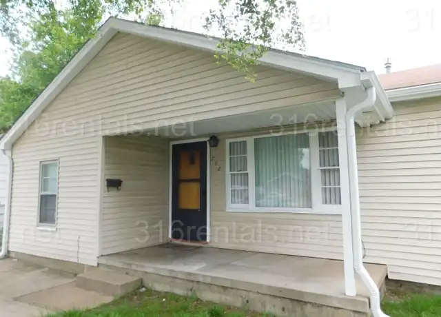 Property at 702 S Edwards Ave, Wichita, KS, 67213, 3 beds, 1 bath, [object Object]