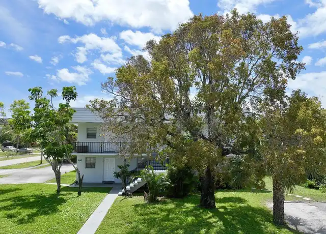 Property at 906 Foresteria Dr Unit 4, West Palm Beach, FL, 33403, 2 beds, 1 bath, [object Object]