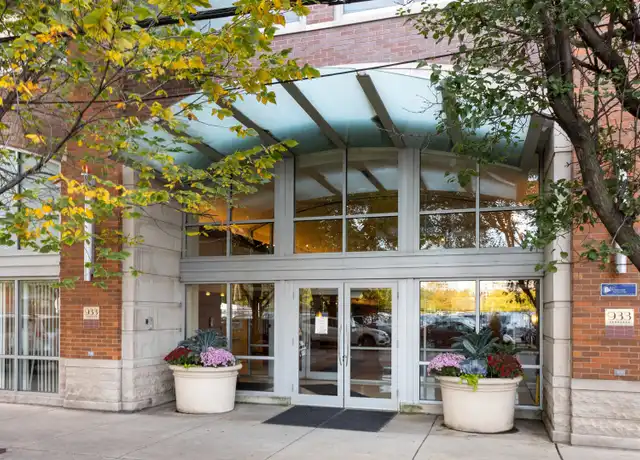 Property at 933 W Van Buren St #826, Chicago, IL, 60607, 1 bed, 1 bath, [object Object]