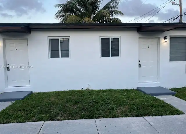 Property at 1951 NW 31st St Unit 3, Miami, FL, 33142, 1 bed, 1 bath, [object Object]
