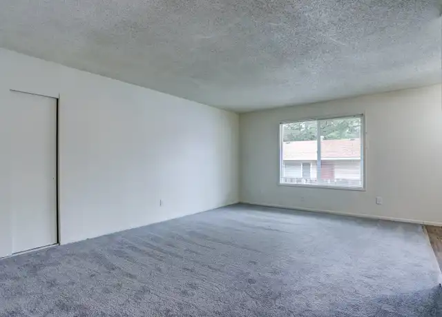 Property at 3715 SW 108th Ave Unit 11A, Beaverton, OR, 97005, 1 bed, 1 bath, [object Object]