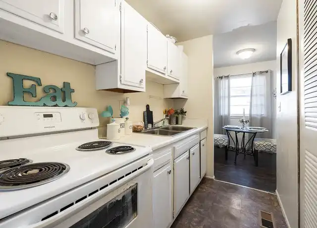 Property at Cumberland - 7433 Egypt Ln, Louisville, KY, 40219, 1-2 bed, 1 bath, [object Object]