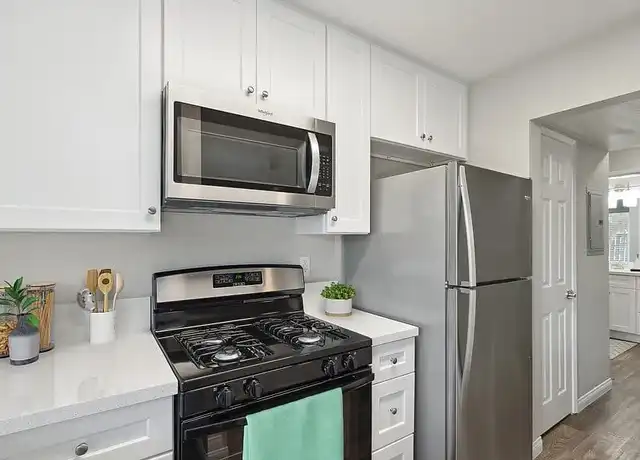 Property at Stoneridge Apartment Homes - 1540 W 8th St, Upland, CA, 91786, 1 bed, 1 bath, [object Object]