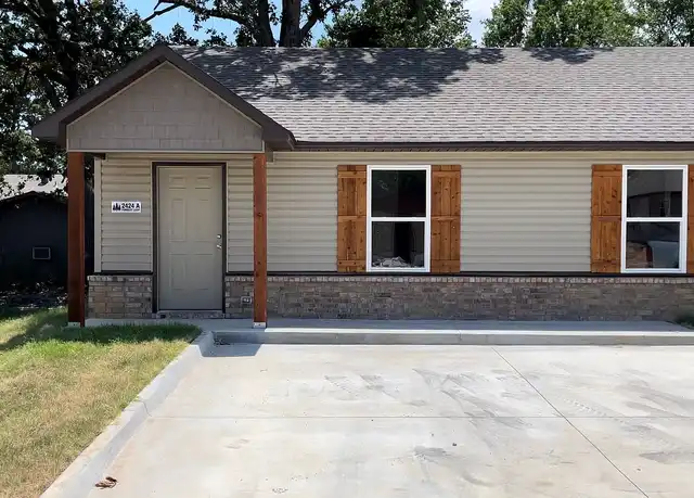 Property at Forrest Way Duplexes - 2215 Forrest Loop, Barling, AR, 72923, 2 beds, 2 baths, [object Object]