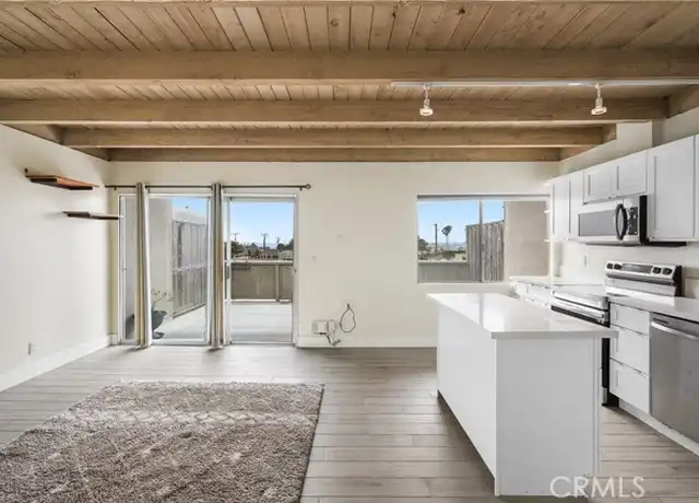 Property at 326 Thalia St, Laguna Beach, CA, 92651, 1 bed, 1 bath, [object Object]