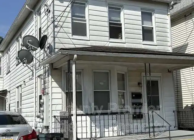 Property at 4 Henshaw Ct Unit 2F, Phillipsburg, NJ, 08865, 2 beds, 1 bath, [object Object]