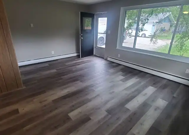 Property at 417 N Washington Ave Unit 5, Waukesha, WI, 53188, 2 beds, 1 bath, [object Object]