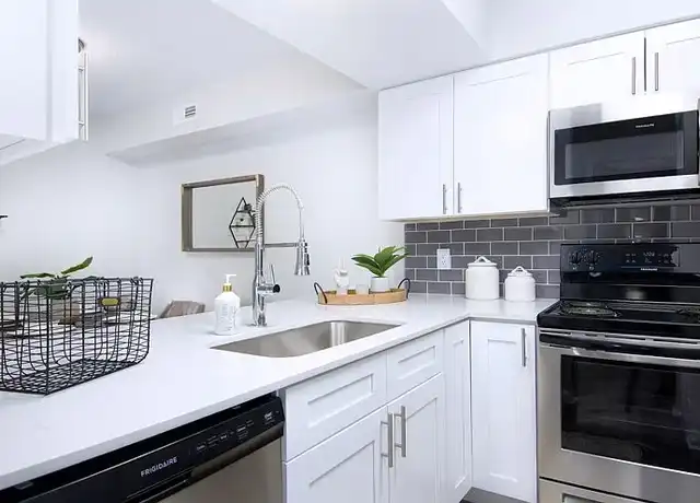 Property at Riverbend Apartments - 8850 River Bend Pkwy, Indianapolis, IN, 46250, 1-2 bed, 1-2 bath, [object Object]