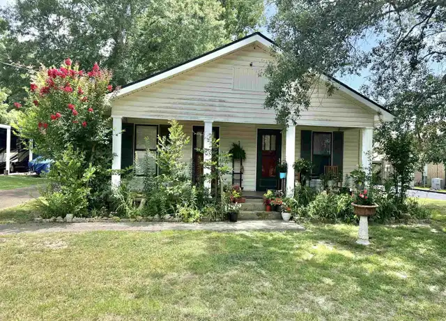 Property at 204 College Ave, Henderson, TX, 75654, 1 bed, 1 bath, [object Object]