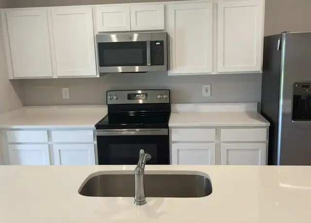 Property at 227 Raspberry Rd, Fort Pierce, FL, 34981, 2 beds, 2 baths, [object Object]