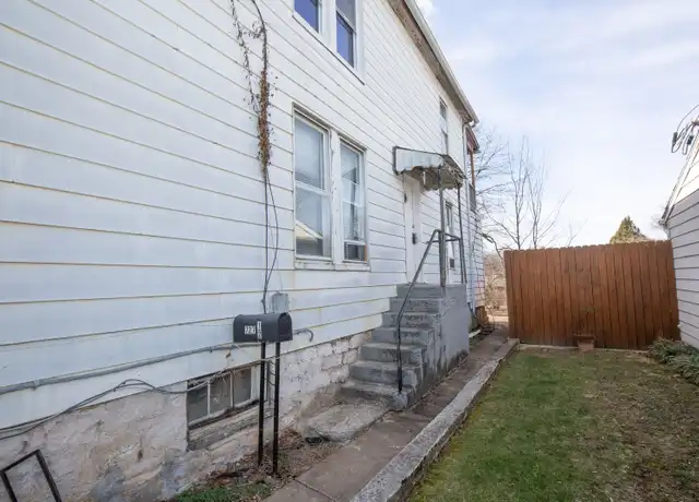 Property at 727 W Virginia Ave Unit 727 1/2 Virginia, Martinsburg, WV, 25401, 1 bed, 1 bath, [object Object]