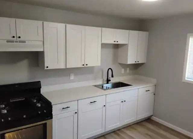 Property at 1423 Mono Dr Unit 5, Modesto, CA, 95354, 2 beds, 1 bath, [object Object]